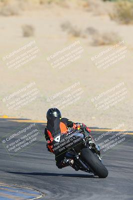 media/Dec-05-2024-Racers Edge (Thu) [[e102e0690b]]/3-B Group/Session 1 Turn 8 Backside/